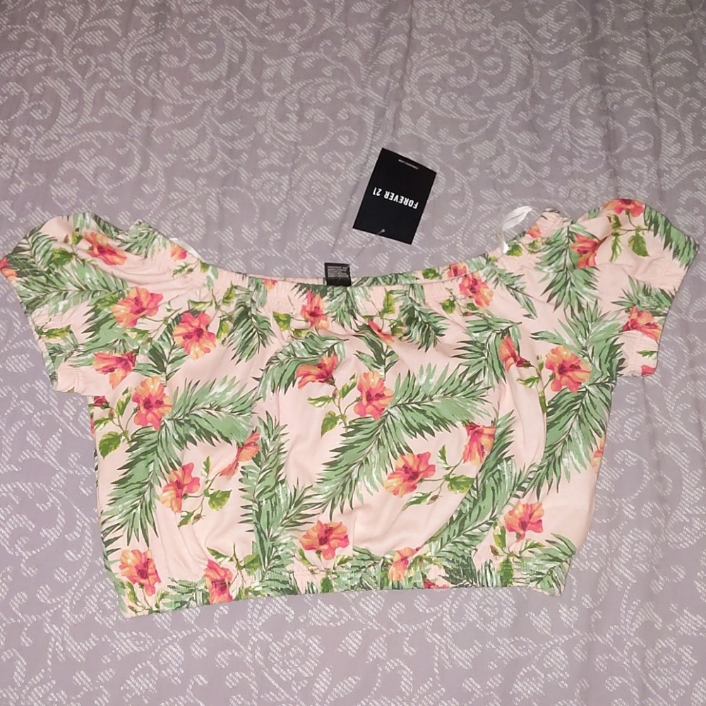 floral off the shoulder crop top